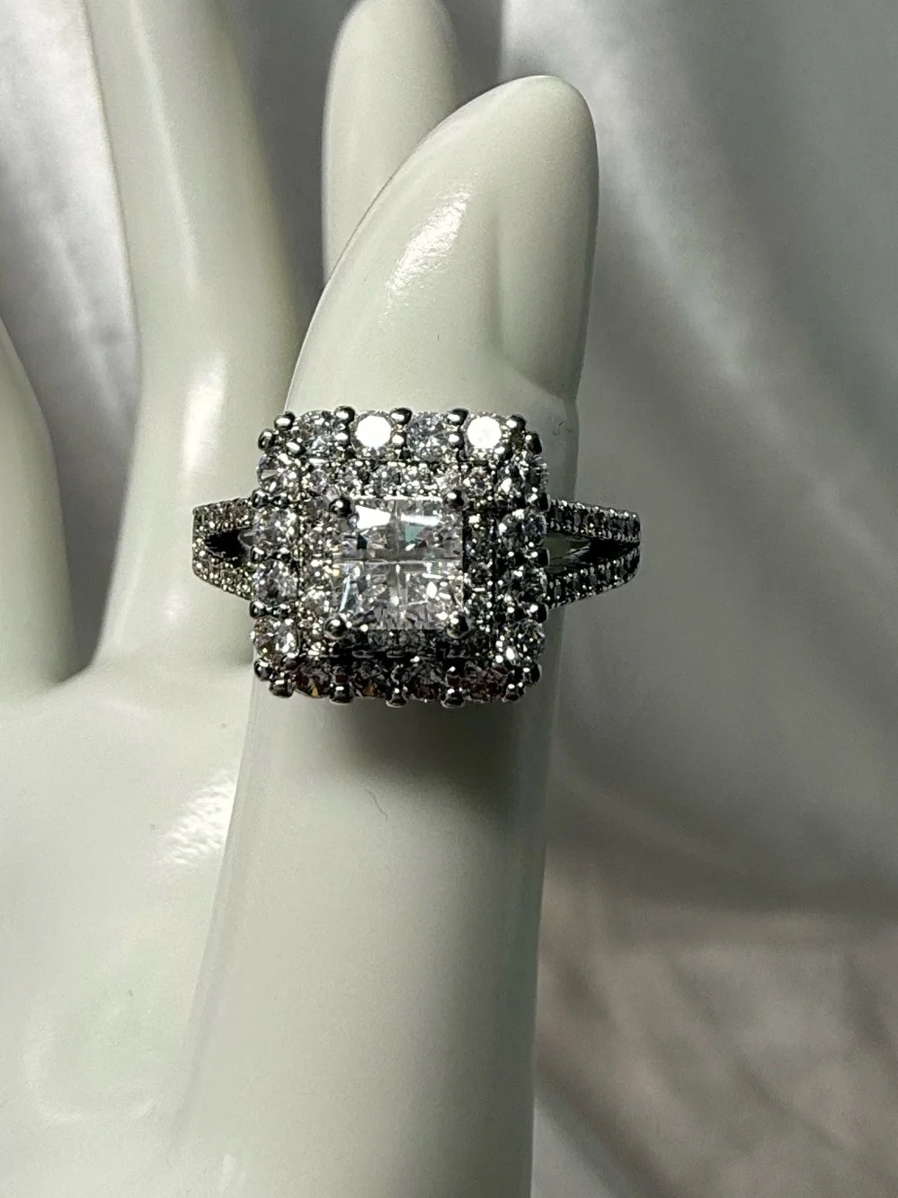 N/A silver tone